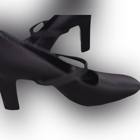 HP!Genny Italian Black pumps - Picture 4 of 12